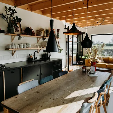 Nyaraló Sfeervol - Badkuip Met Weids Uitzicht - Markermeer - By Familie Buitenhuys Oosterleek